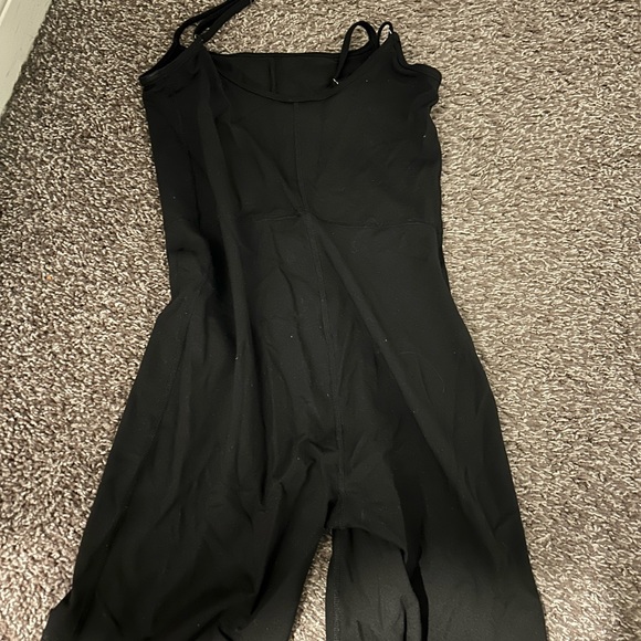 black romper - Picture 2 of 3